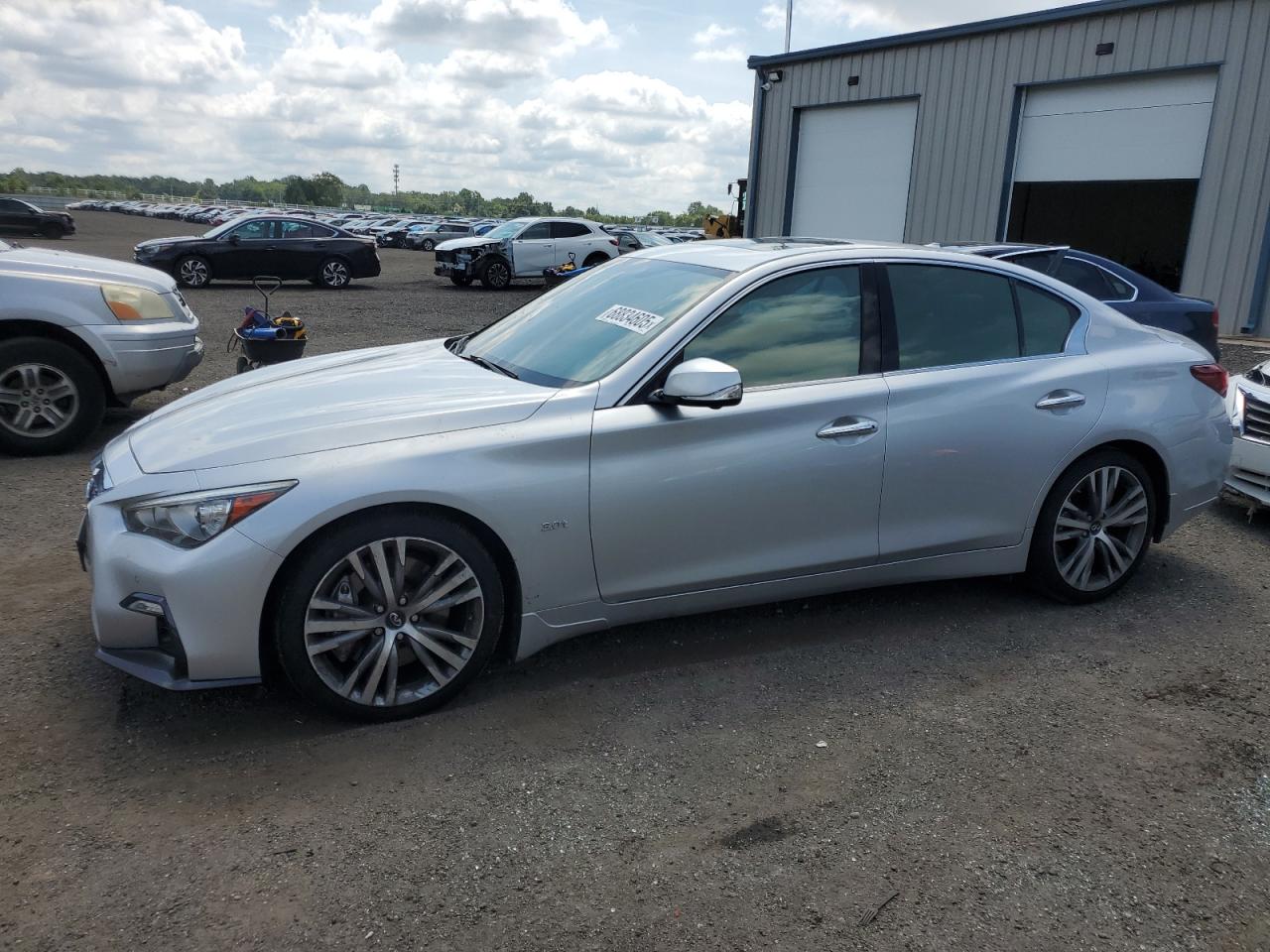 2019 Infiniti Q50 luxe LUXE