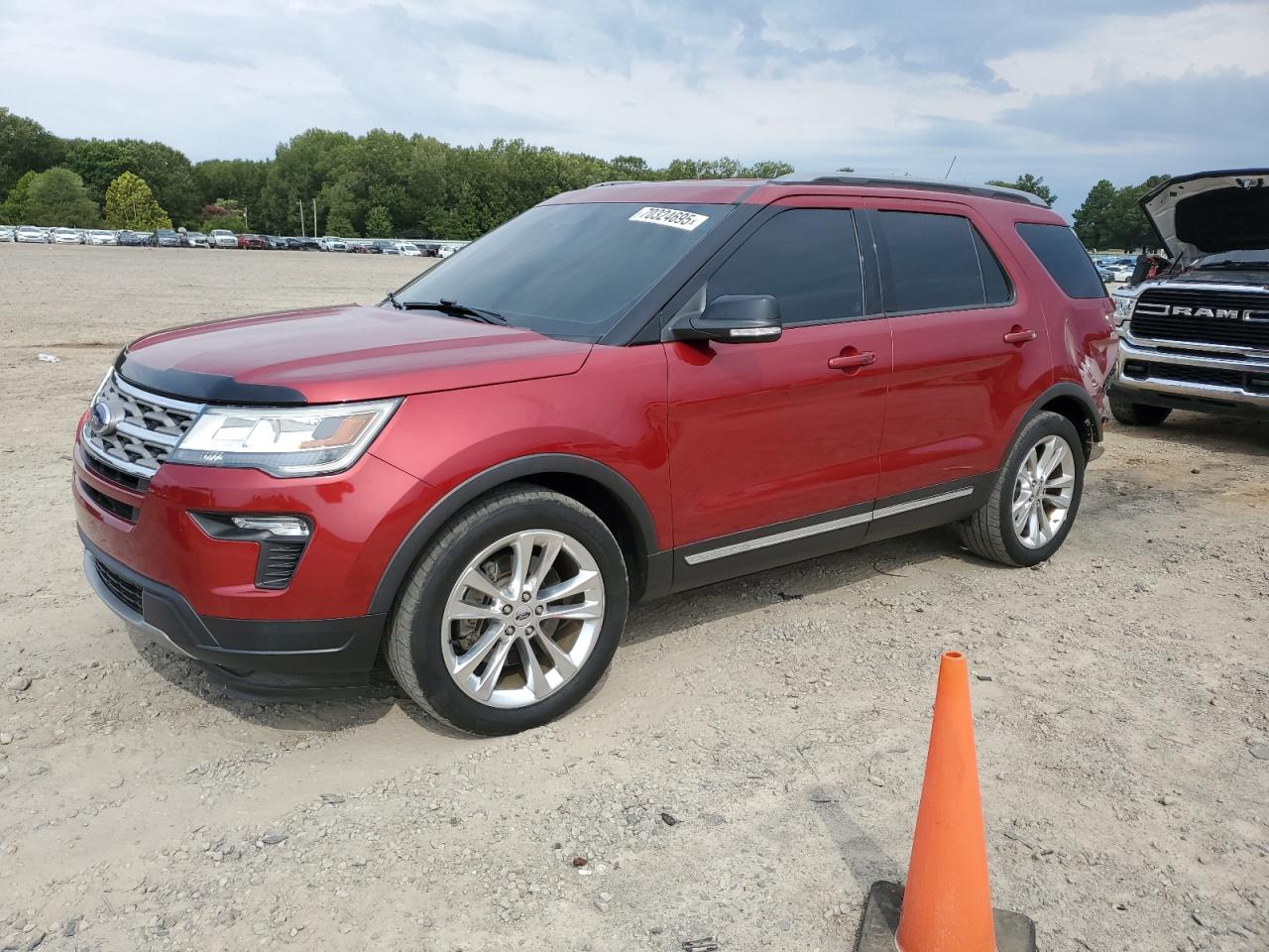 2018 Ford Explorer x XLT