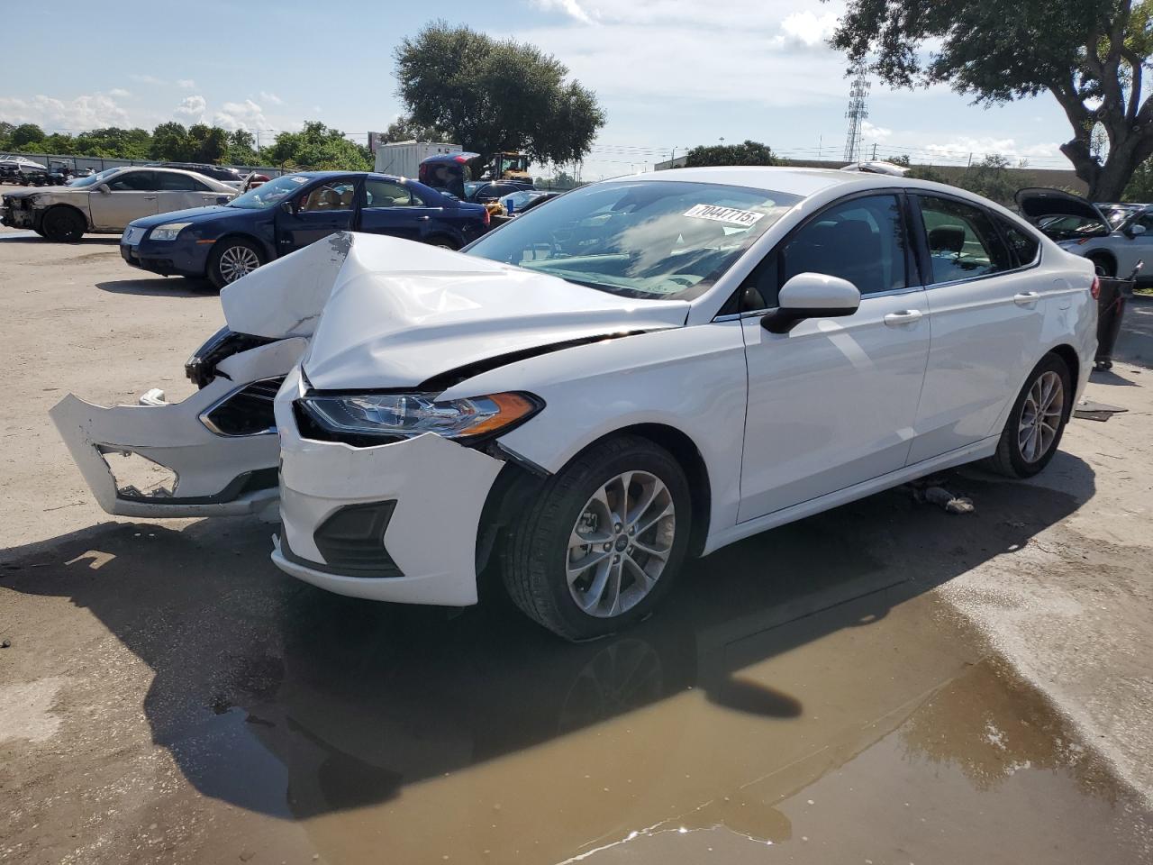 2020 Ford Fusion se SE