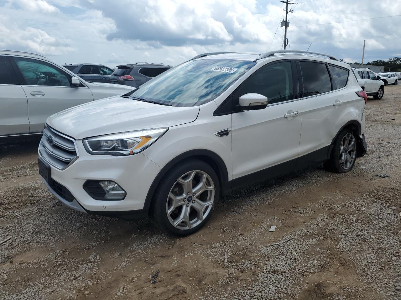 2019 Ford Escape tit TITANIUM
