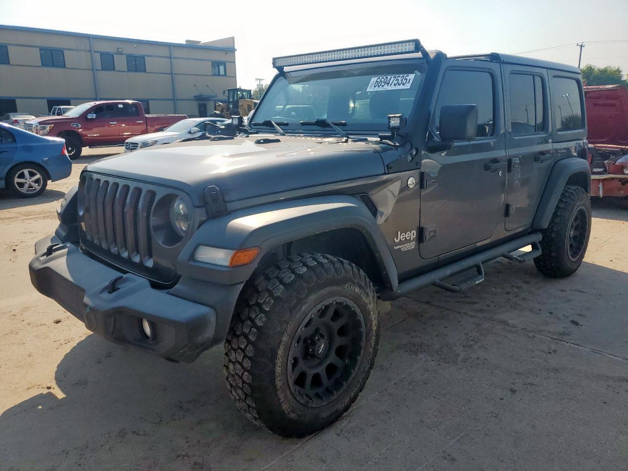 2018 Jeep Wrangler u SPORT