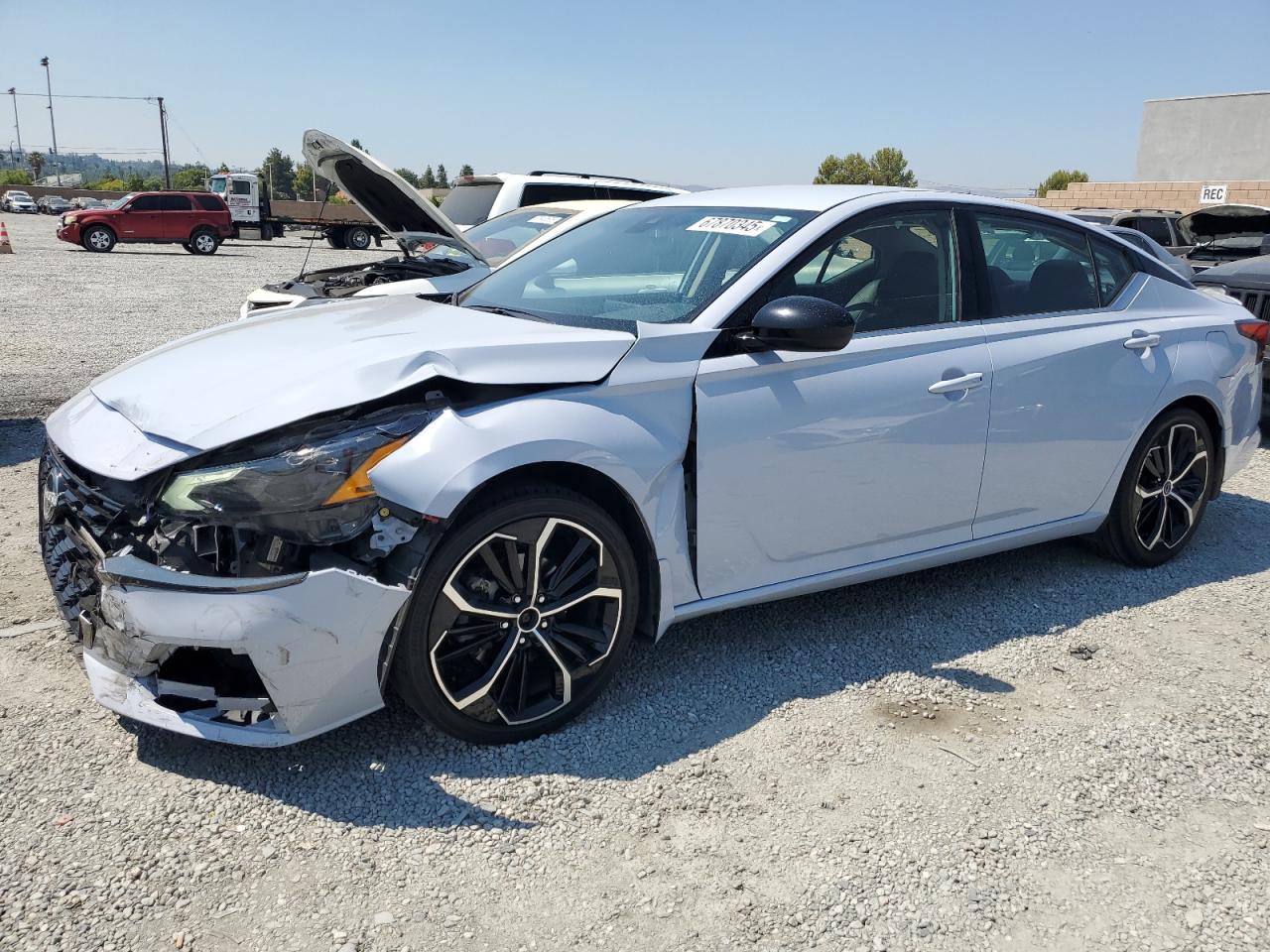 2023 Nissan Altima sr