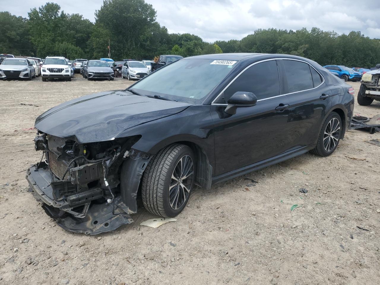 2020 Toyota Camry se SE