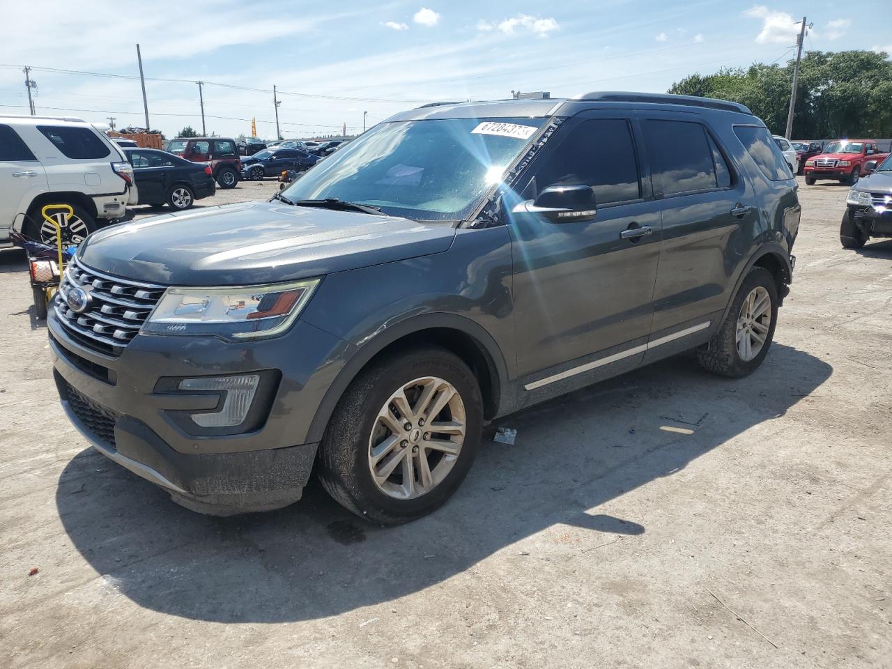 Ford Explorer x