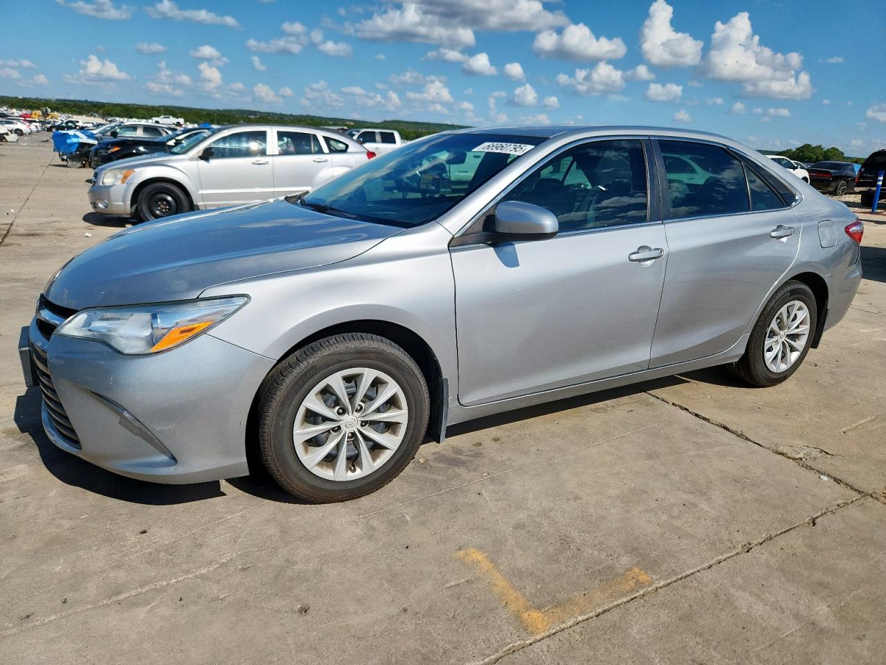 2016 Toyota Camry le LE