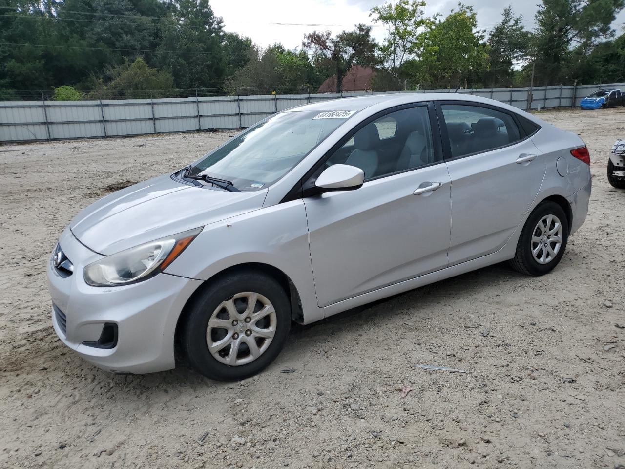 2012 Hyundai Accent gls GLS