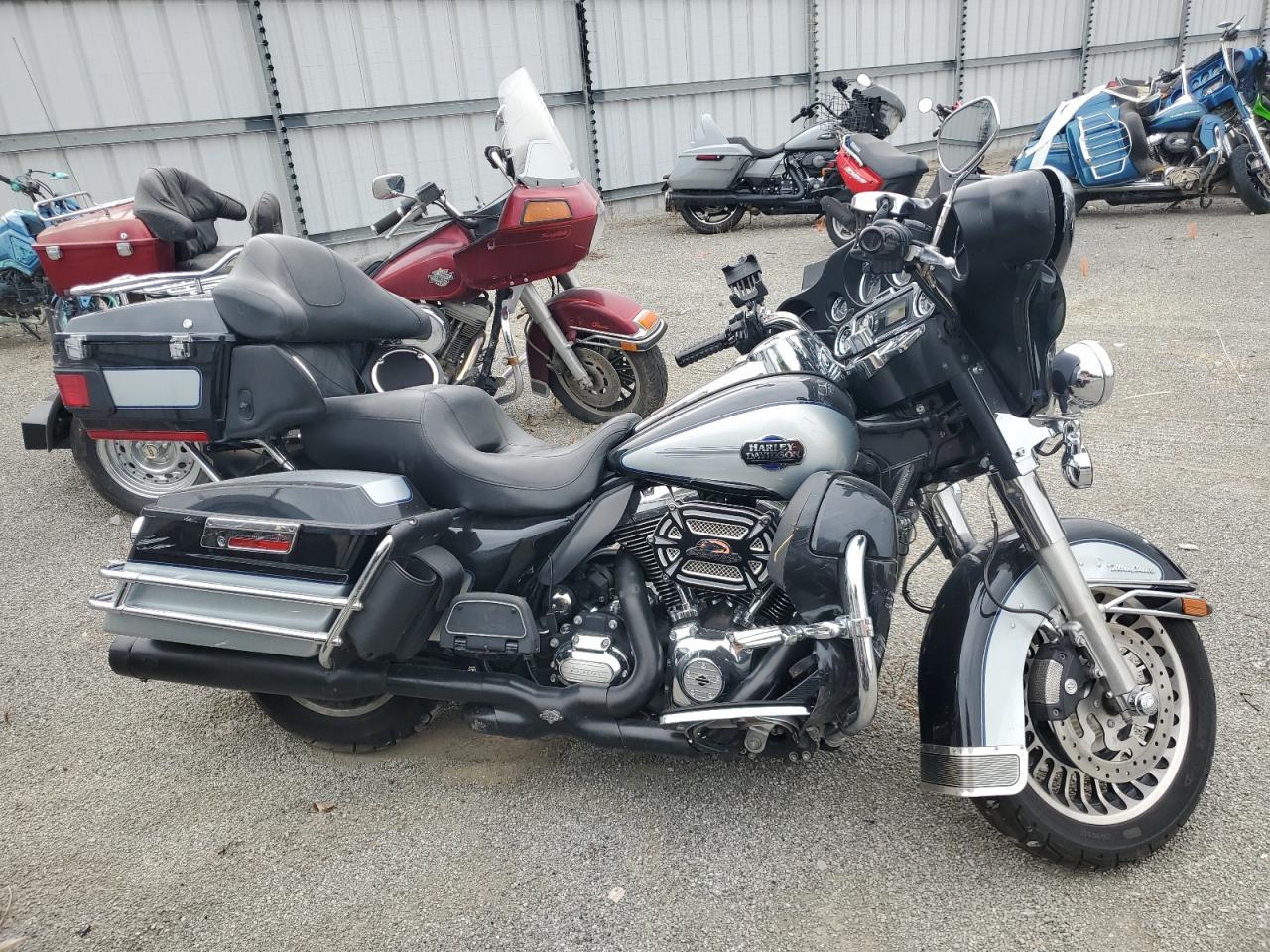 2013 Harley-davidson Flhtcu ult ULTRA CLASSIC ELECTRA GLIDE