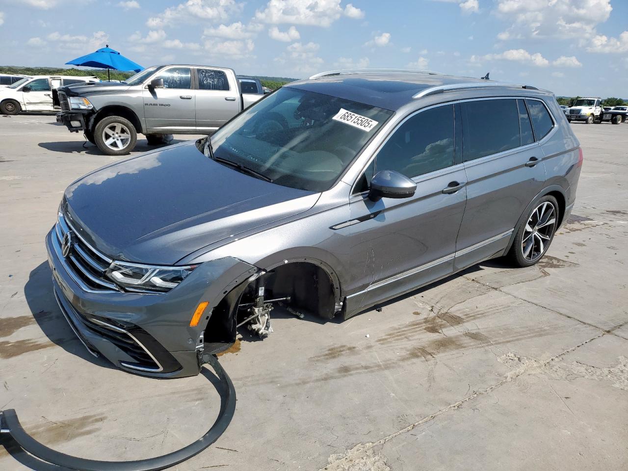 2024 Volkswagen TIGUAN SEL SEL R-LINE BLACK
