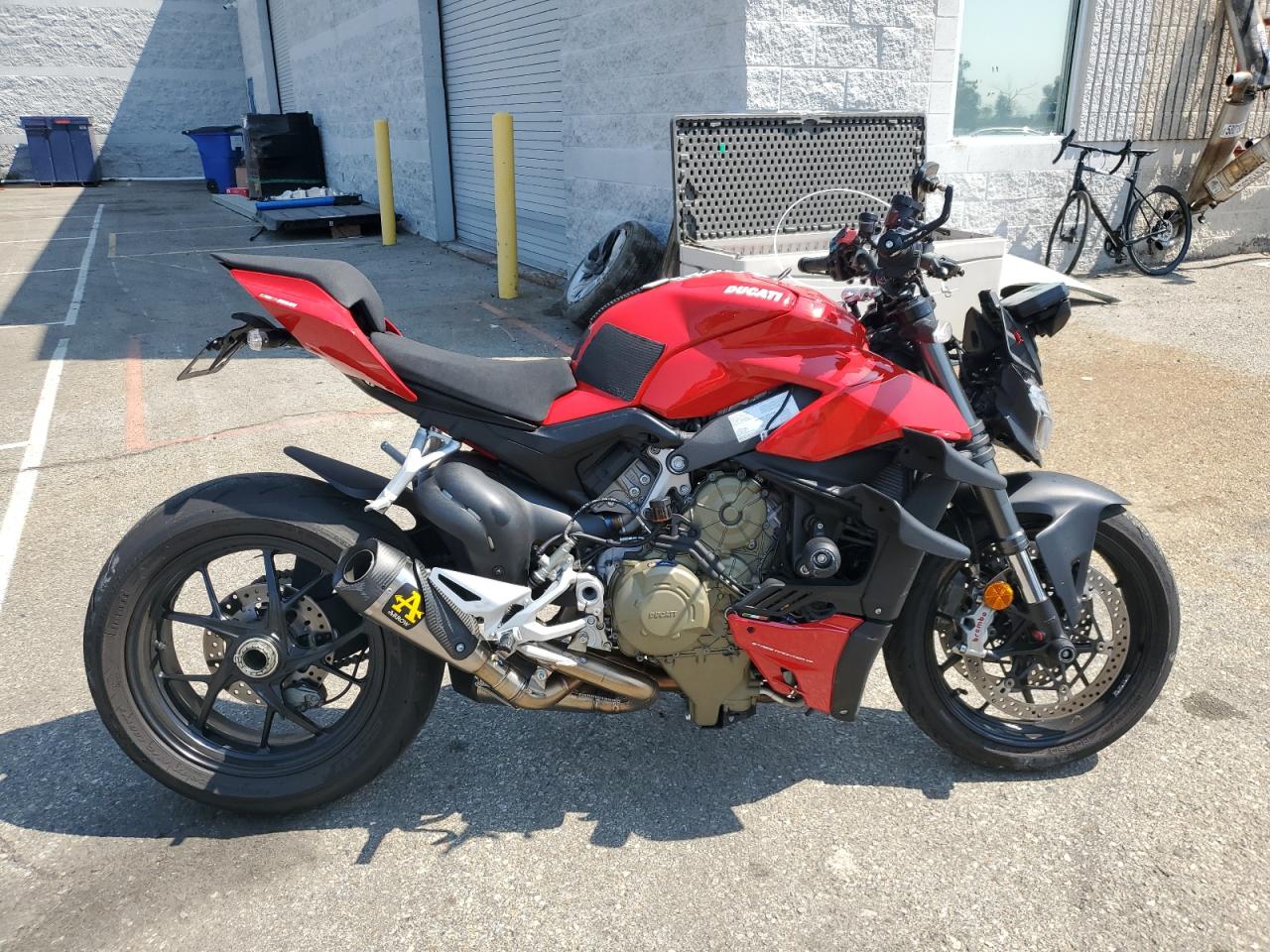 2022 Ducati Streetfighter V4