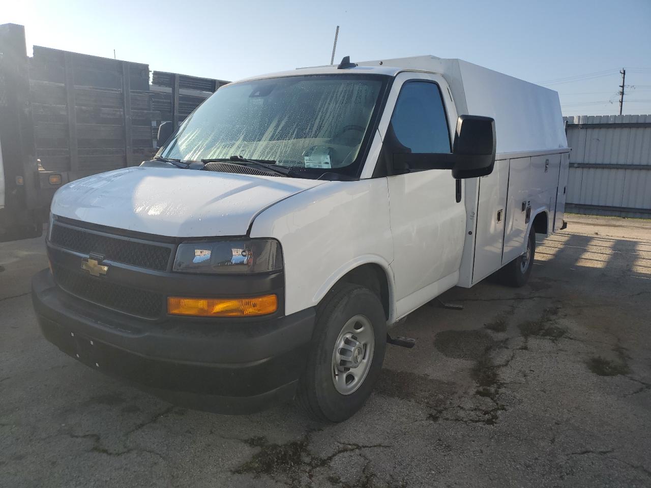 2022 Chevrolet Express g3