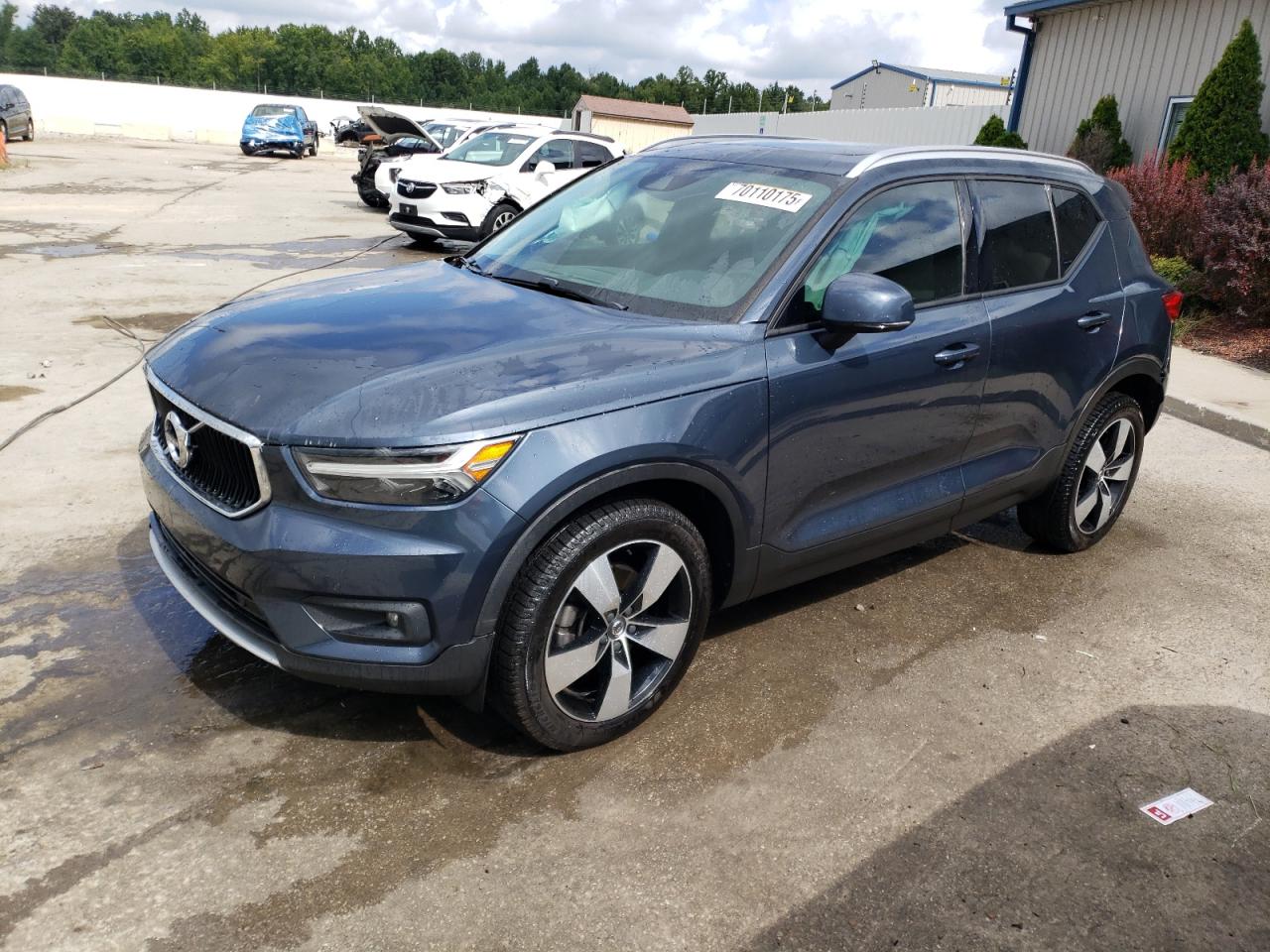 2021 Volvo Xc40 t5 mo T5 MOMENTUM