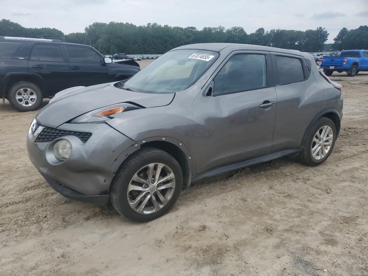 2015 Nissan Juke s S