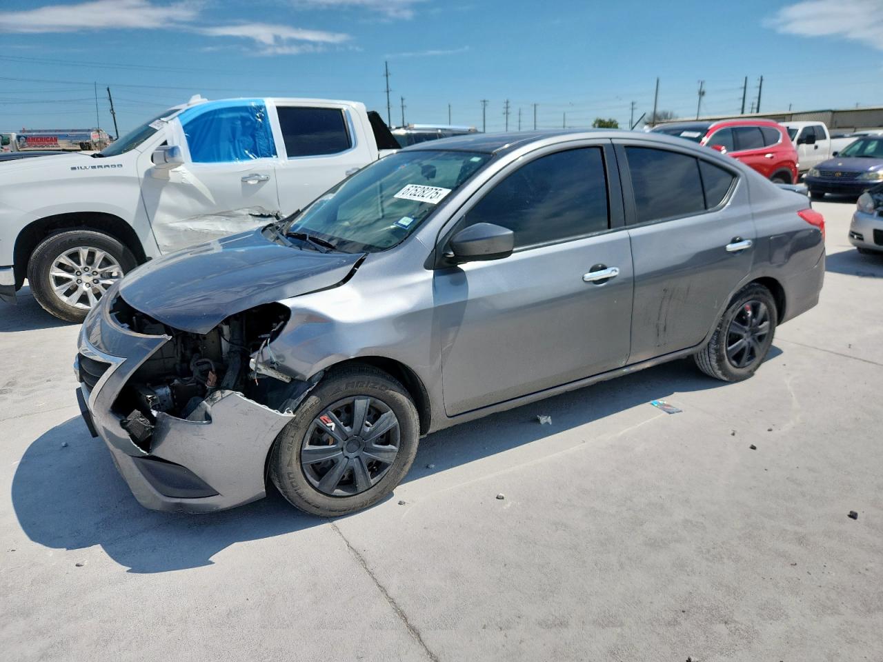 2018 Nissan Versa s S