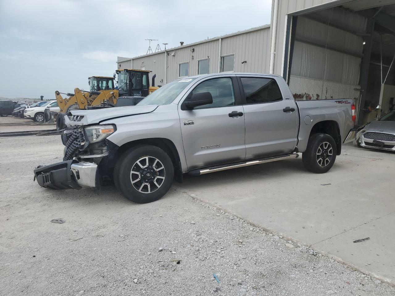 2018 Toyota Tundra cre CREWMAX SR5