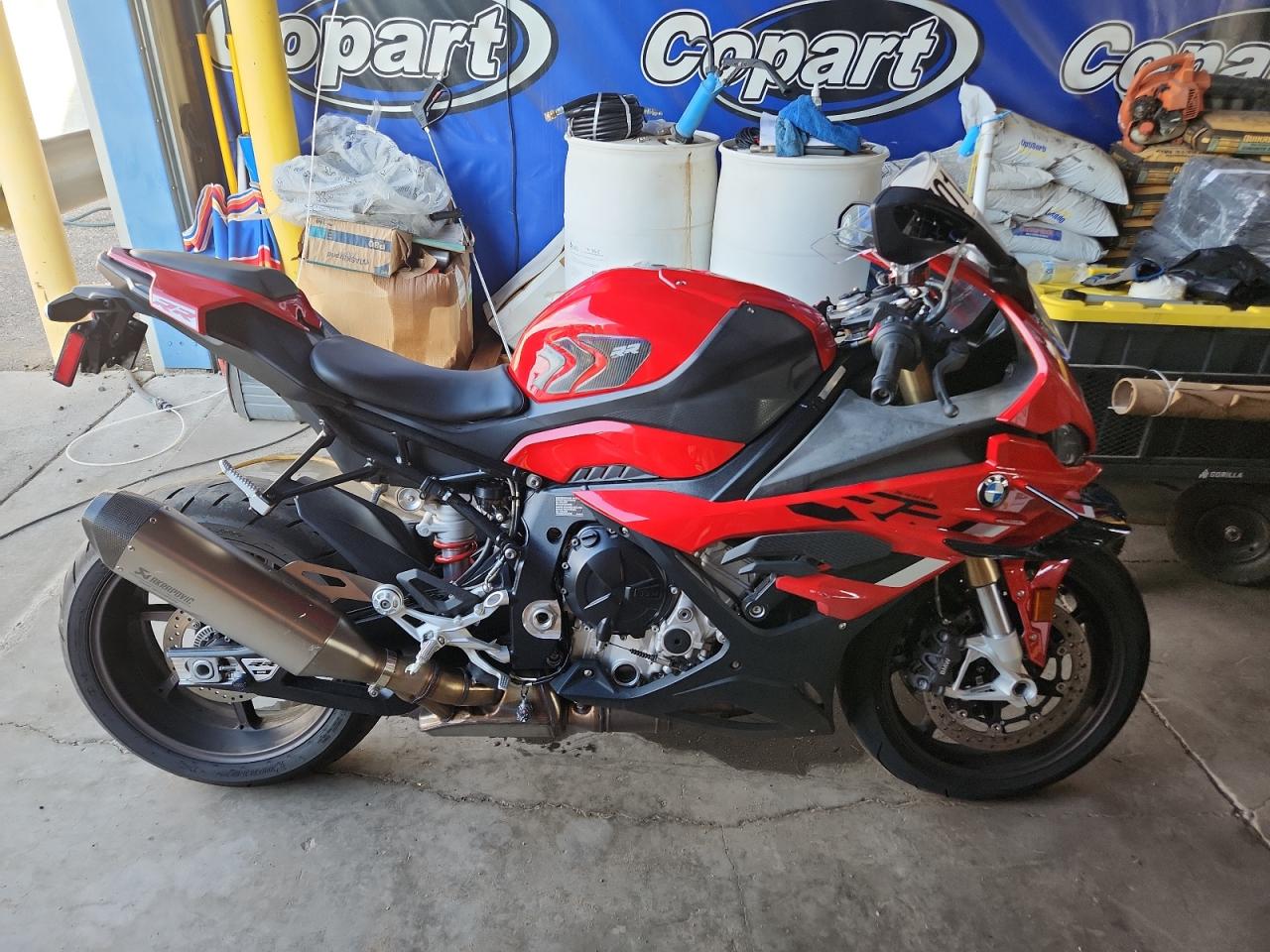 2024 BMW S 1000