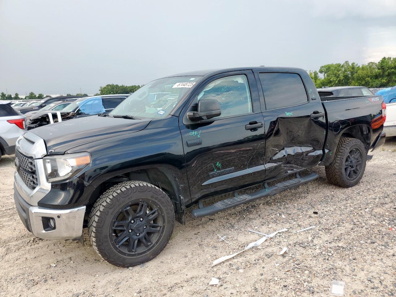 2021 Toyota Tundra cre CREWMAX SR5