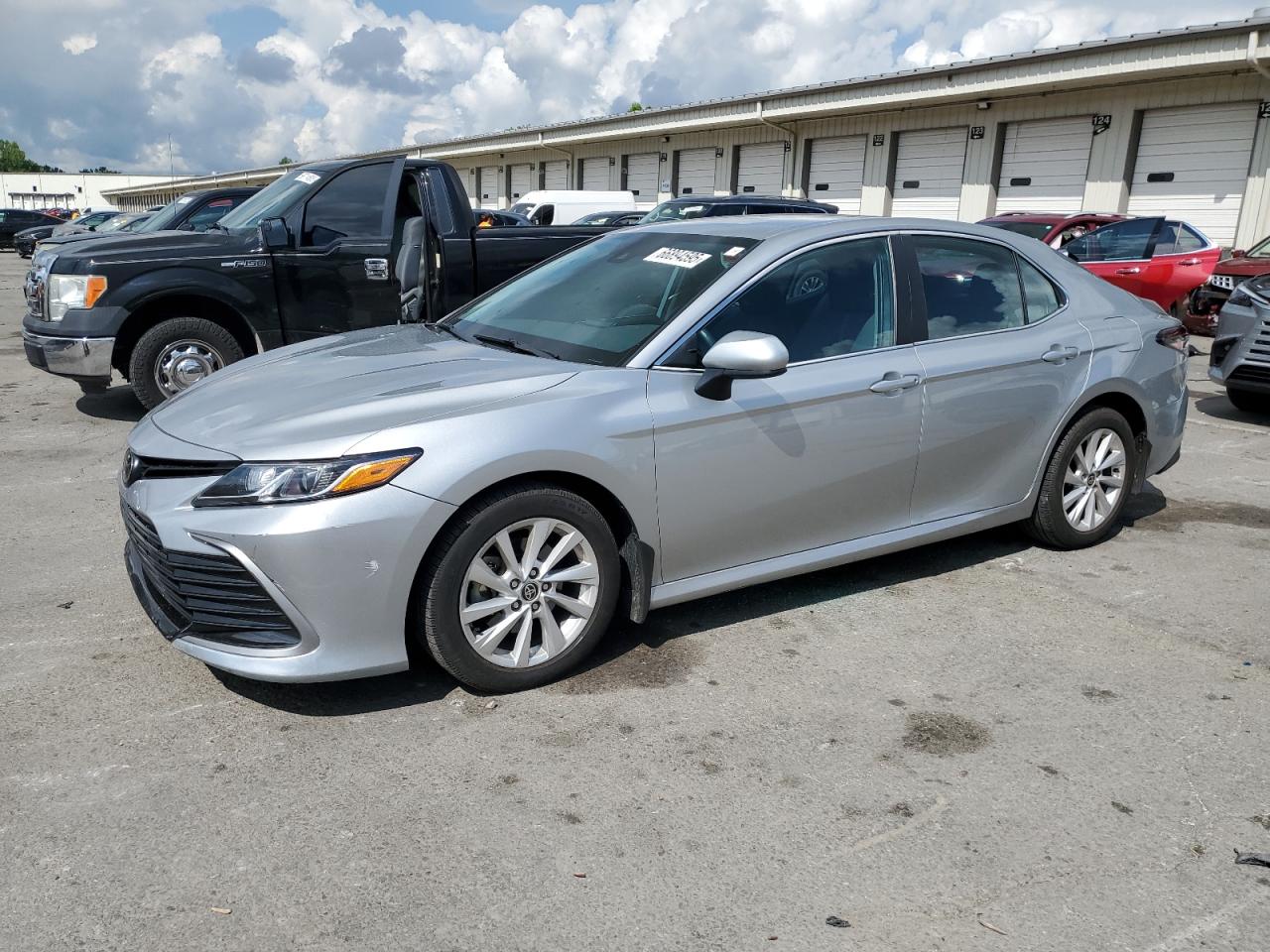 2021 Toyota Camry le LE