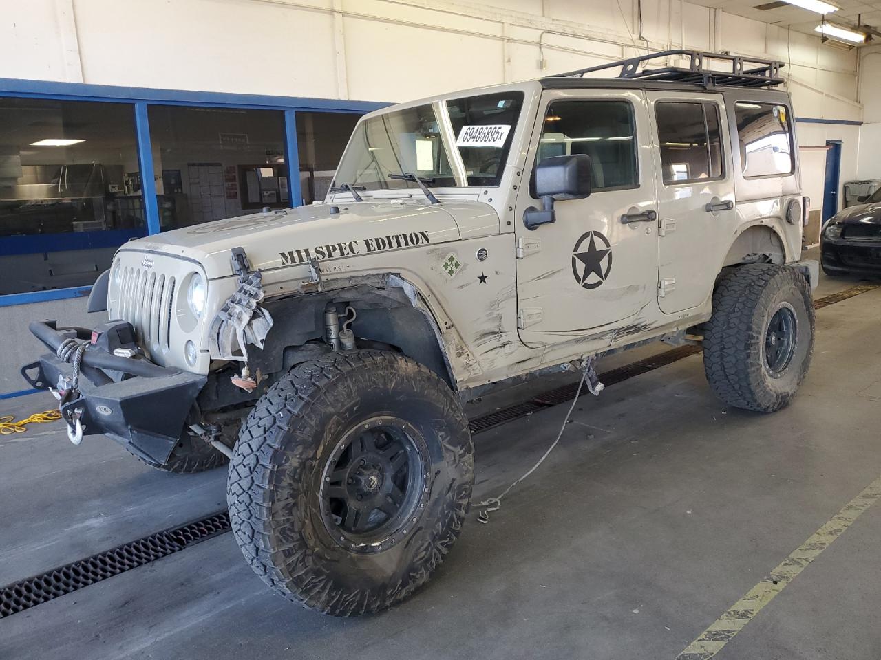 2017 Jeep Wrangler u SPORT