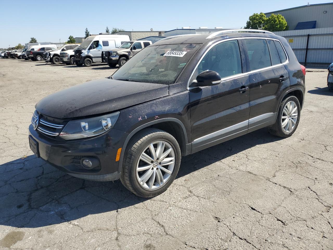 2014 Volkswagen Tiguan s S