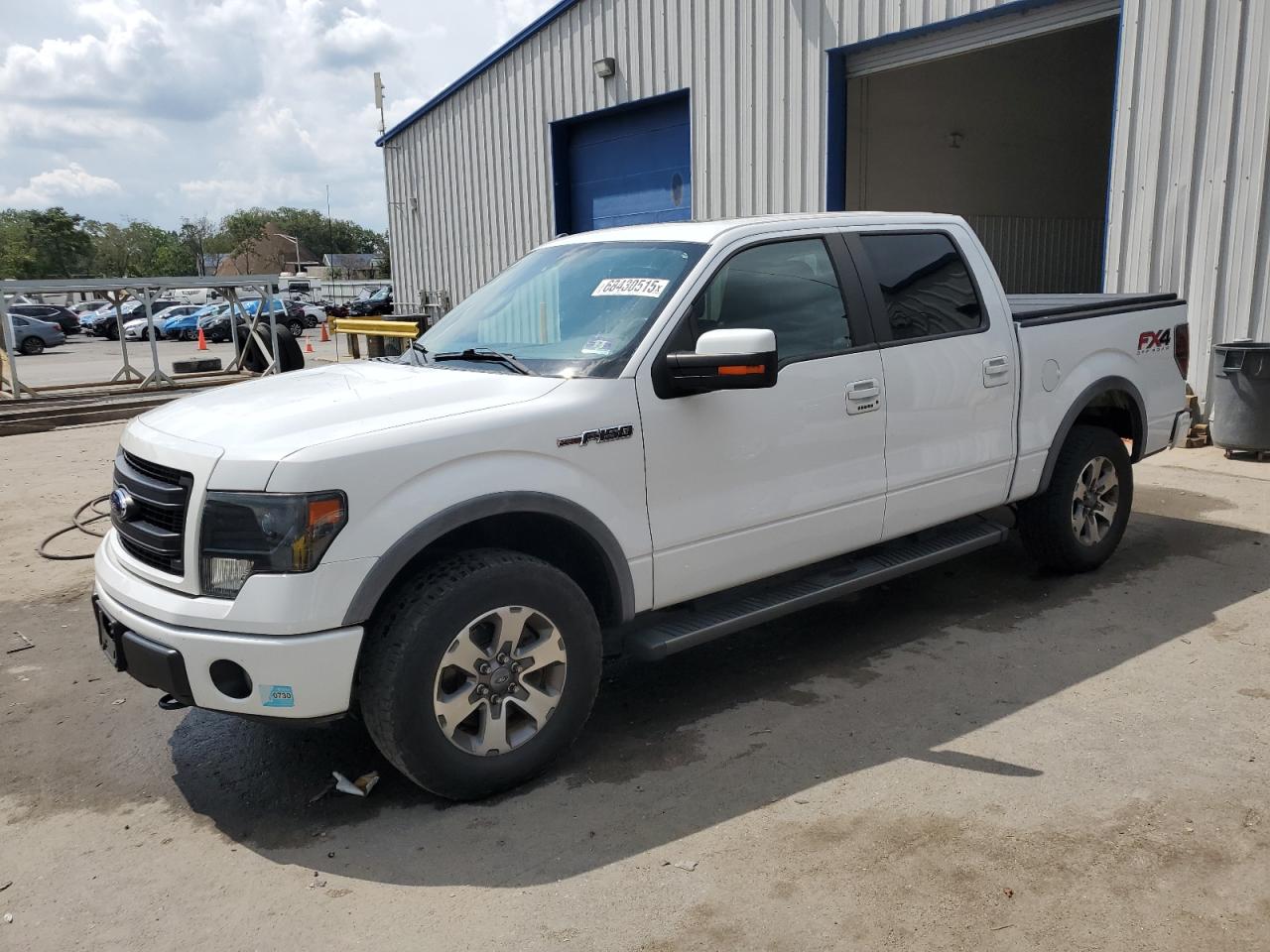 2014 Ford F150 super SUPERCREW
