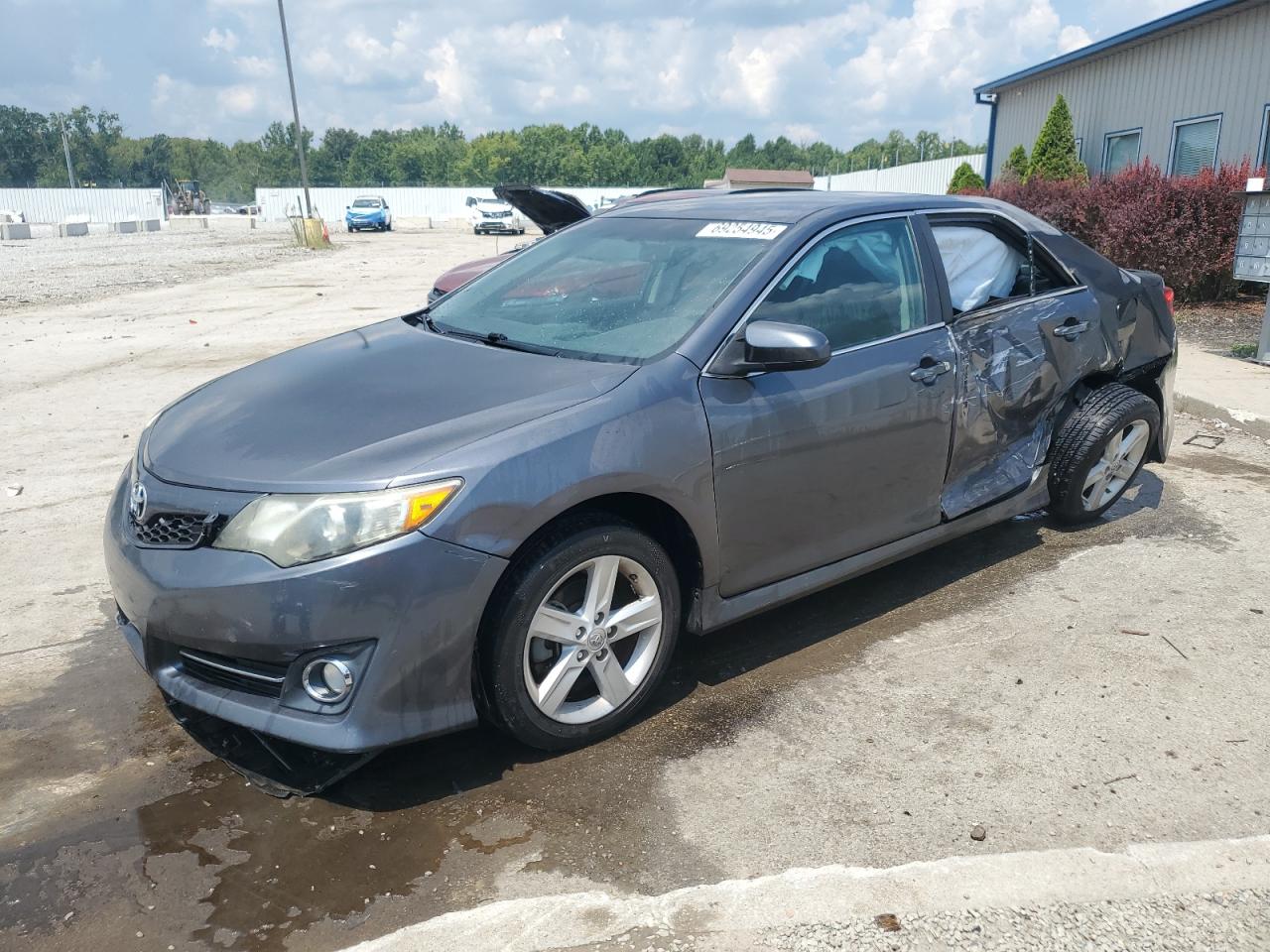 2014 Toyota Camry l L