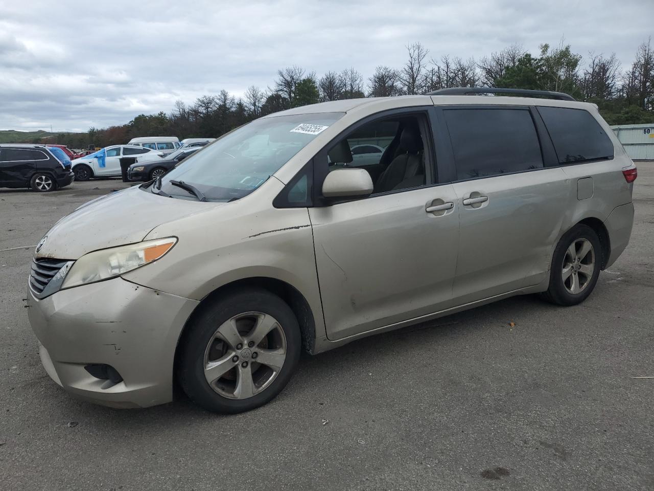 2015 Toyota Sienna le LE