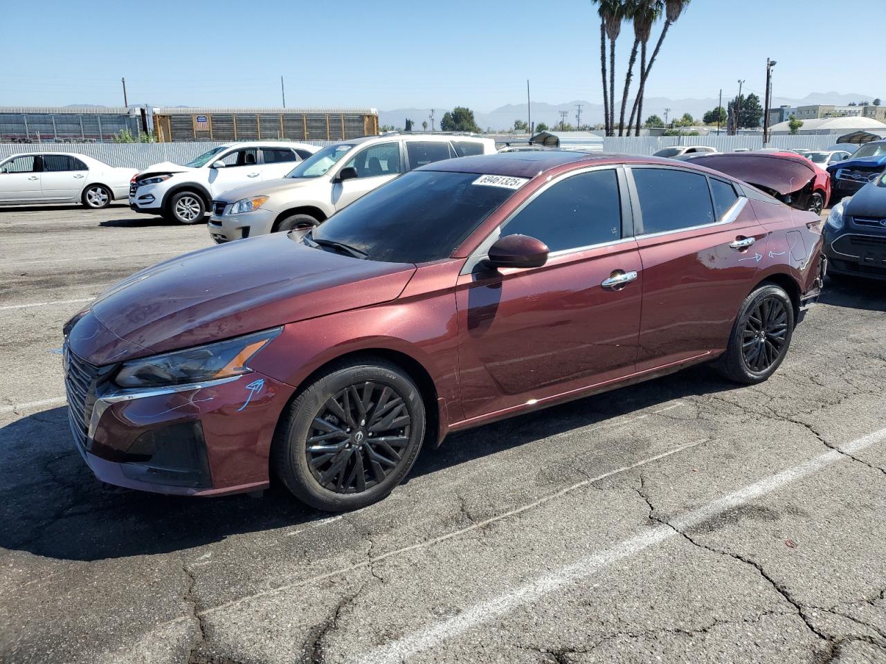 2025 Nissan Altima sv SV