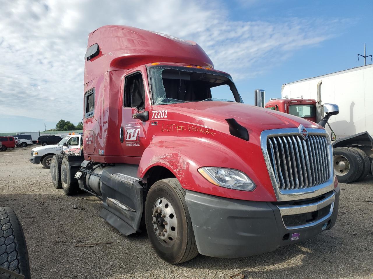 2022 International Lt625
