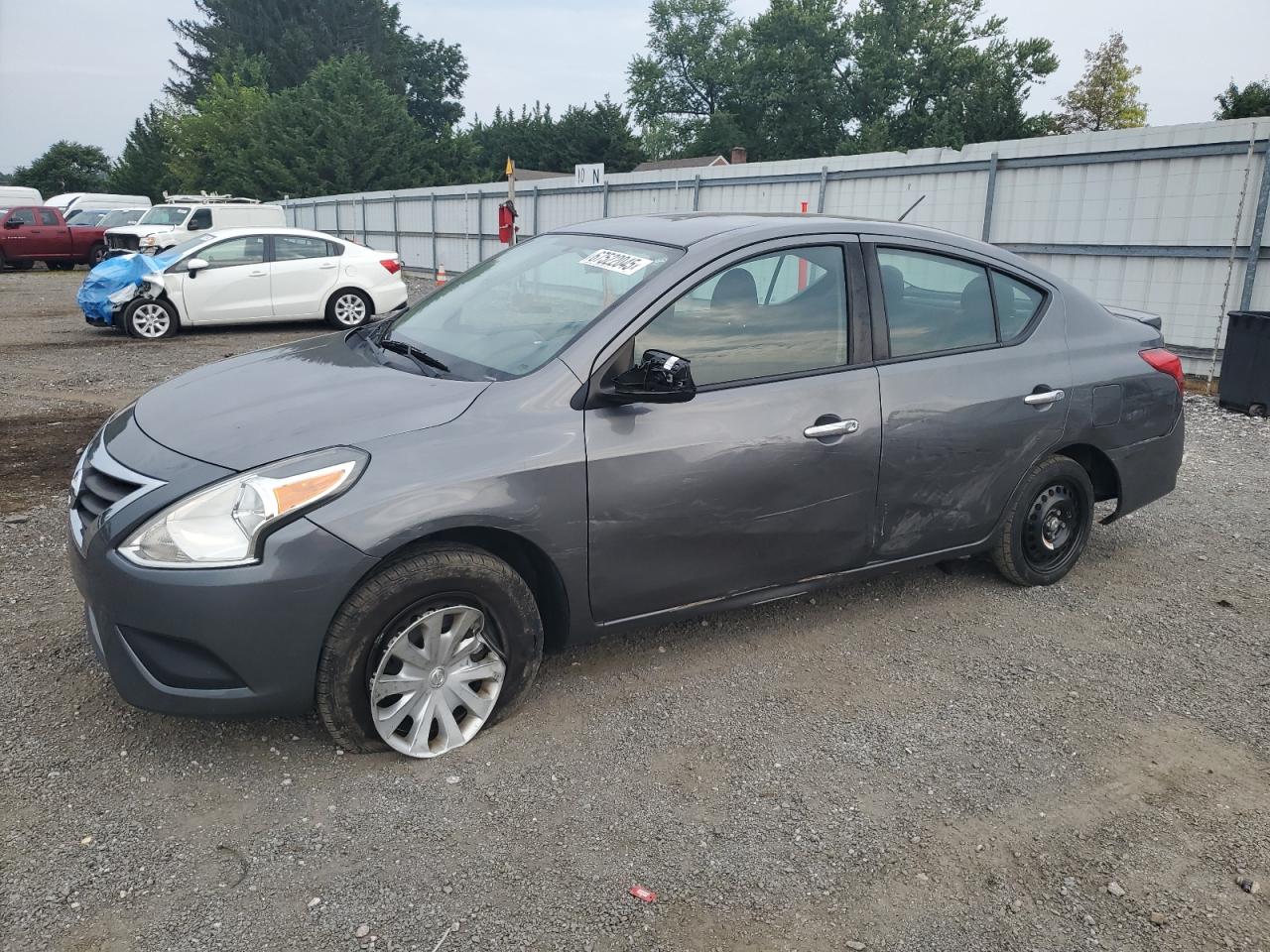 2017 Nissan Versa s S