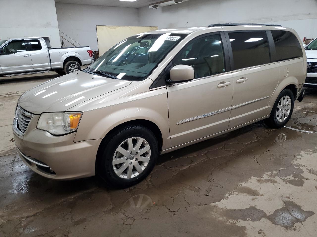 2016 Chrysler Town & cou TOURING