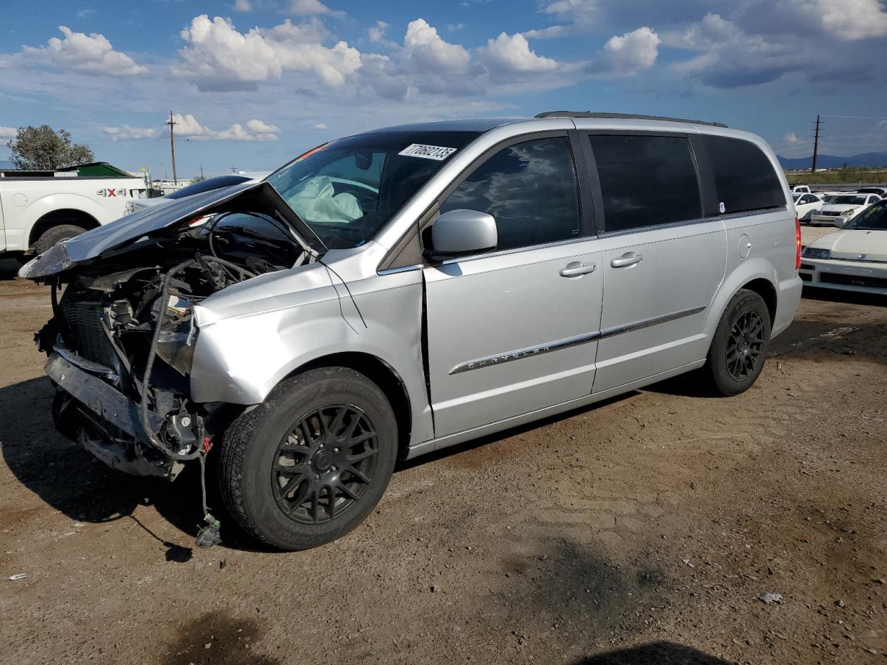 2012 Chrysler Town & cou TOURING