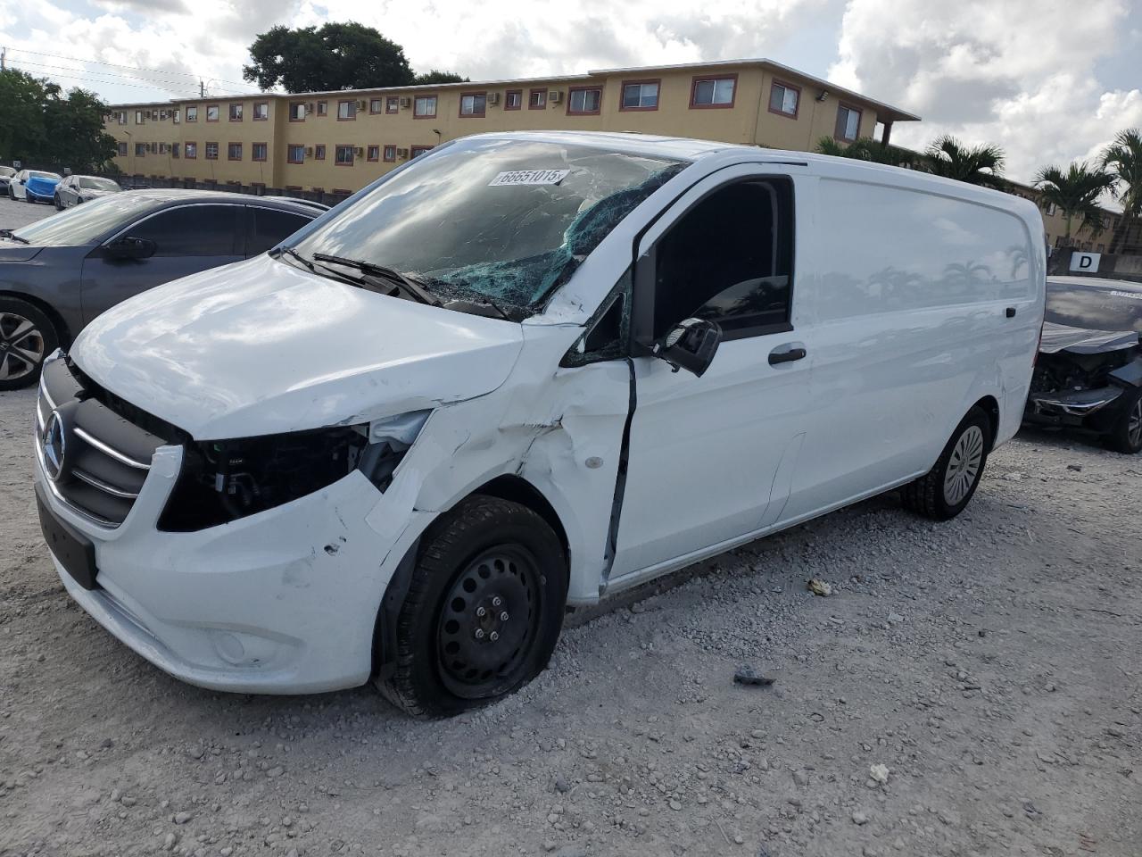 2023 Mercedes-benz Metris