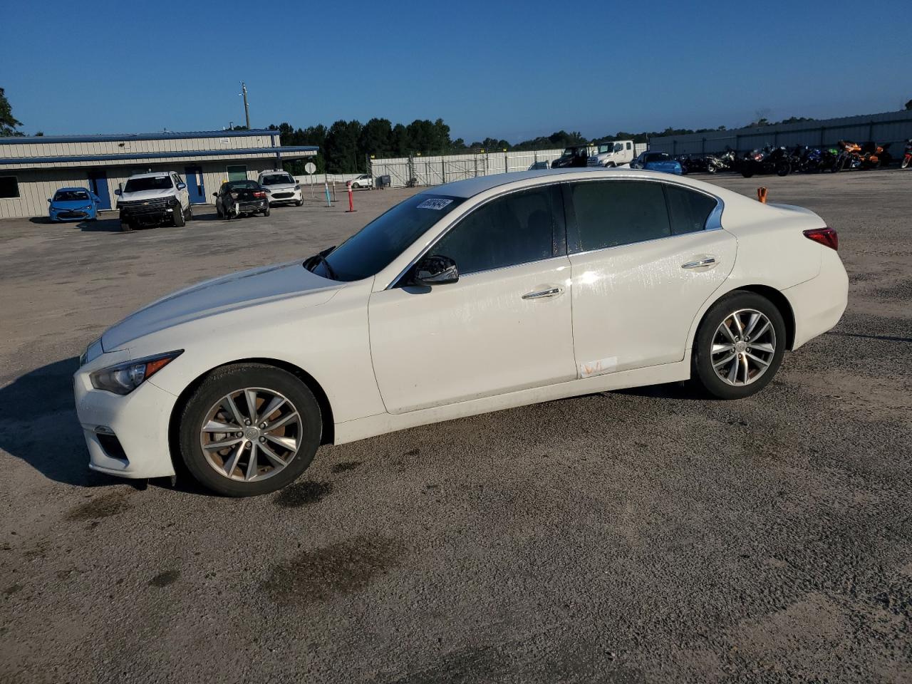 2021 Infiniti Q50 pure PURE