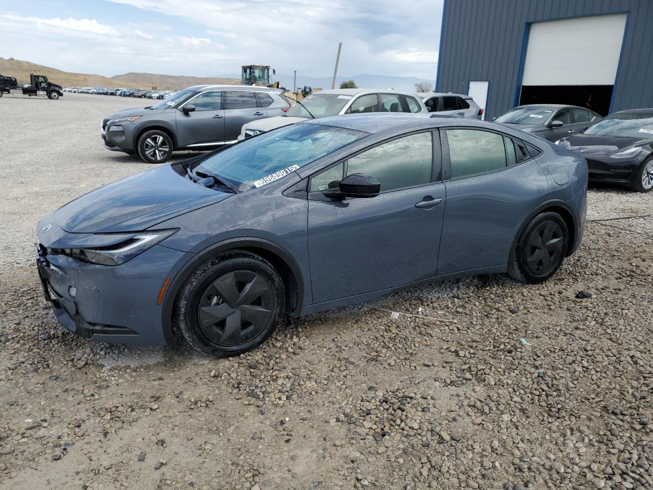 2024 Toyota Prius le LE