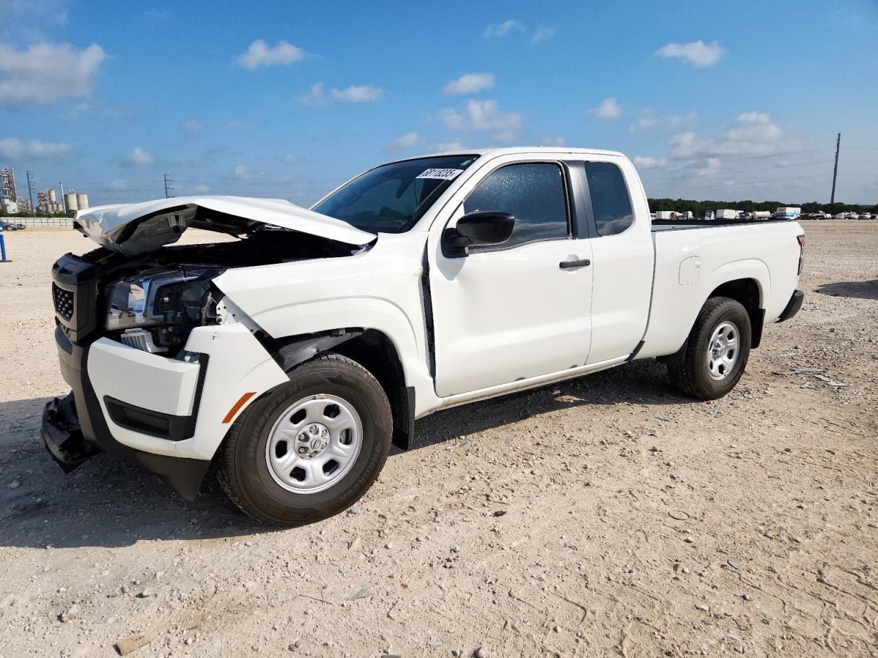 2025 Nissan Frontier s S
