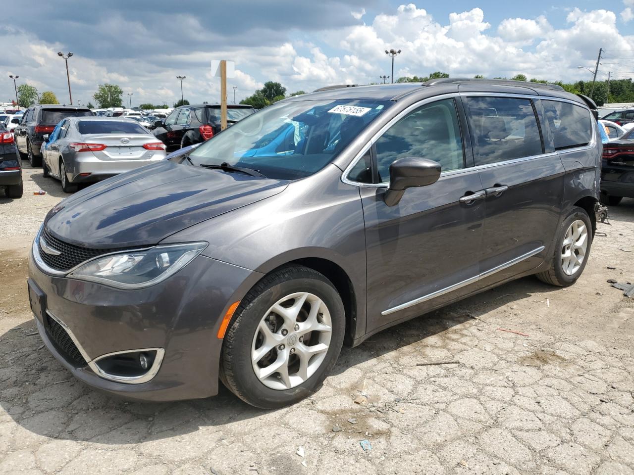 2017 Chrysler Pacifica t TOURING L