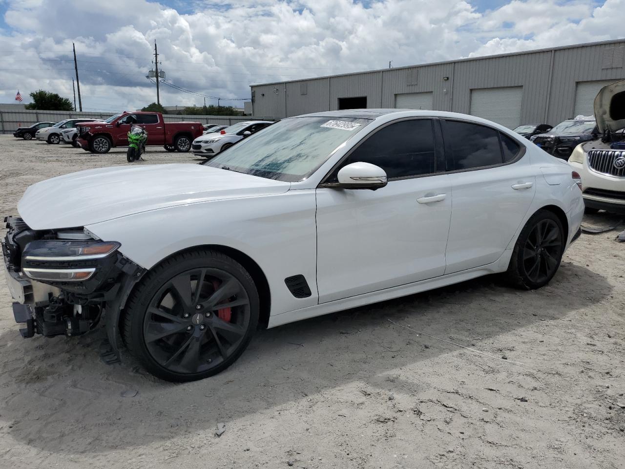2023 Genesis G70 base BASE