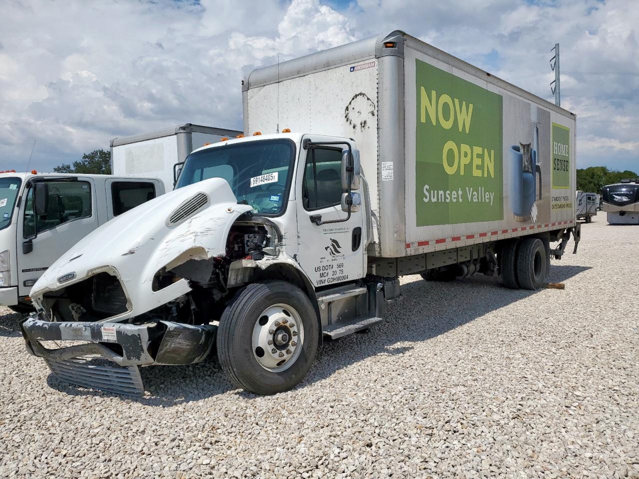 2016 Freightliner M2 106