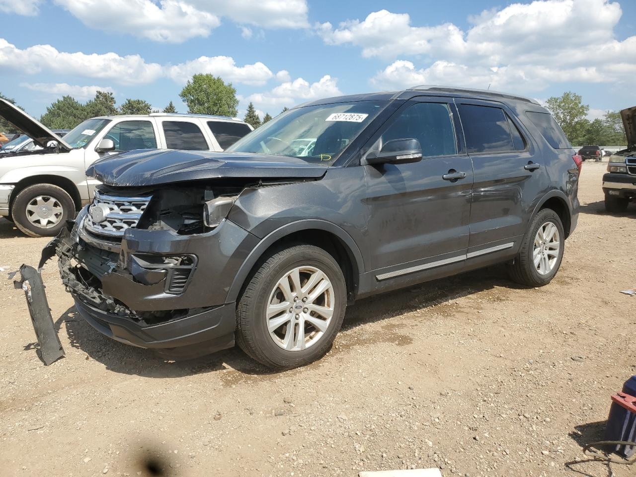 2019 Ford Explorer x XLT
