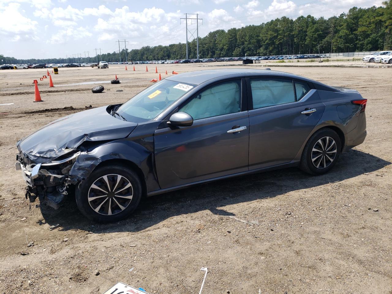2020 Nissan Altima s S