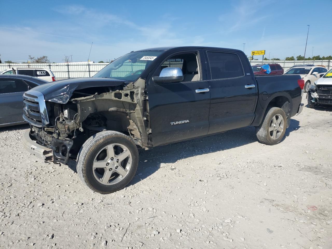 2013 Toyota Tundra cre CREWMAX SR5