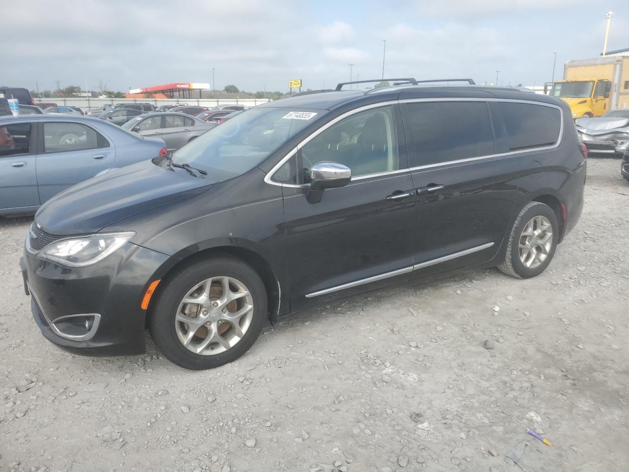 2018 Chrysler Pacifica limited LIMITED