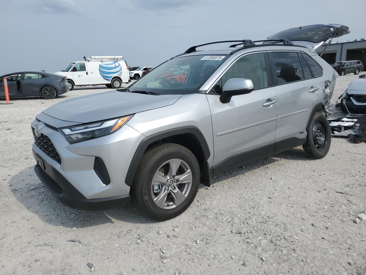 2025 Toyota Rav4 xle XLE