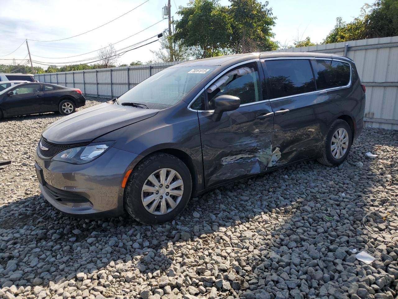 2020 Chrysler Voyager