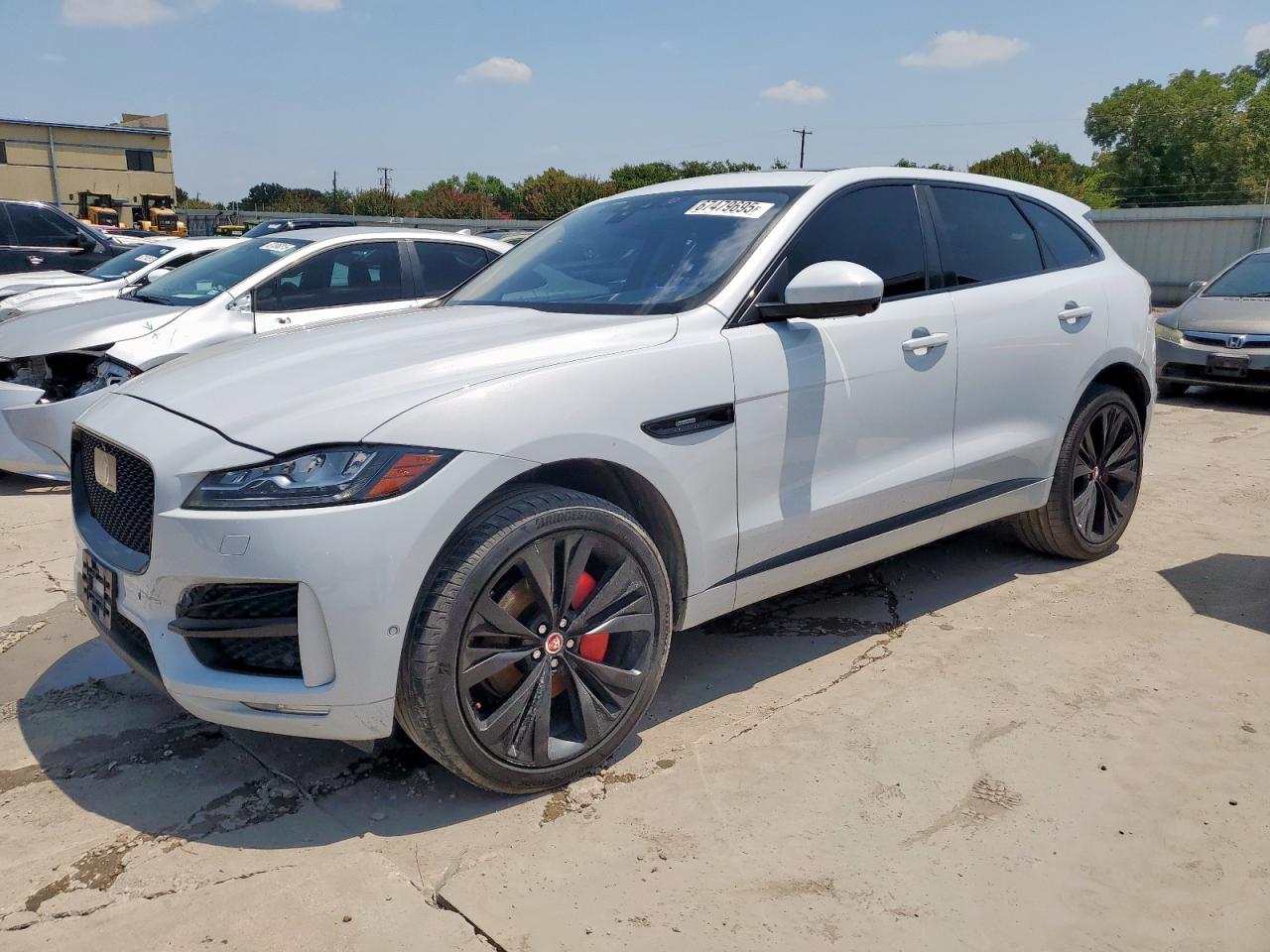 2017 Jaguar F-pace r - R - SPORT