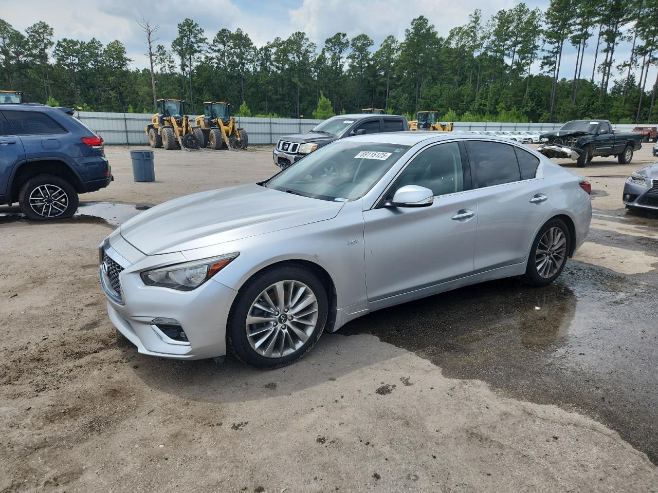 2019 Infiniti Q50 luxe LUXE