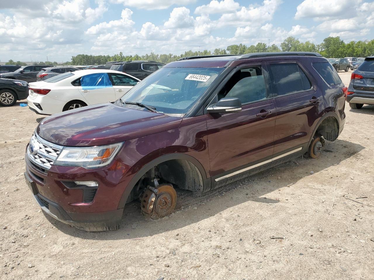 2019 Ford Explorer x XLT