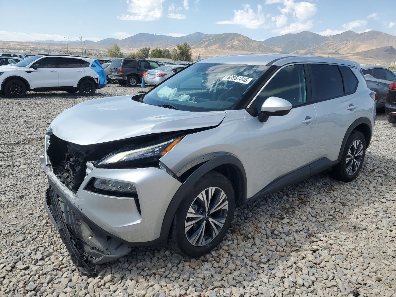 2022 Nissan Rogue sv SV