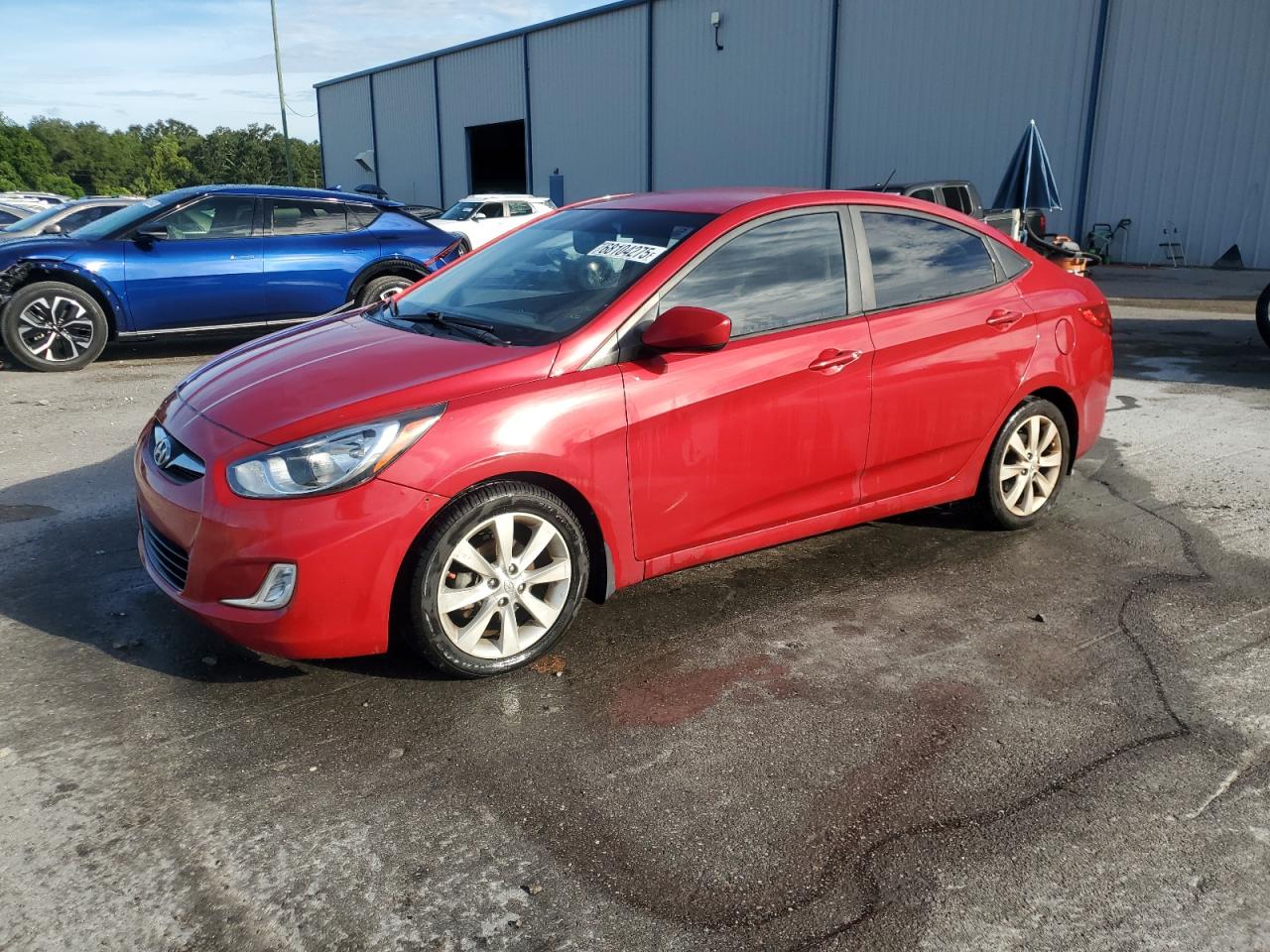2013 Hyundai Accent gls GLS