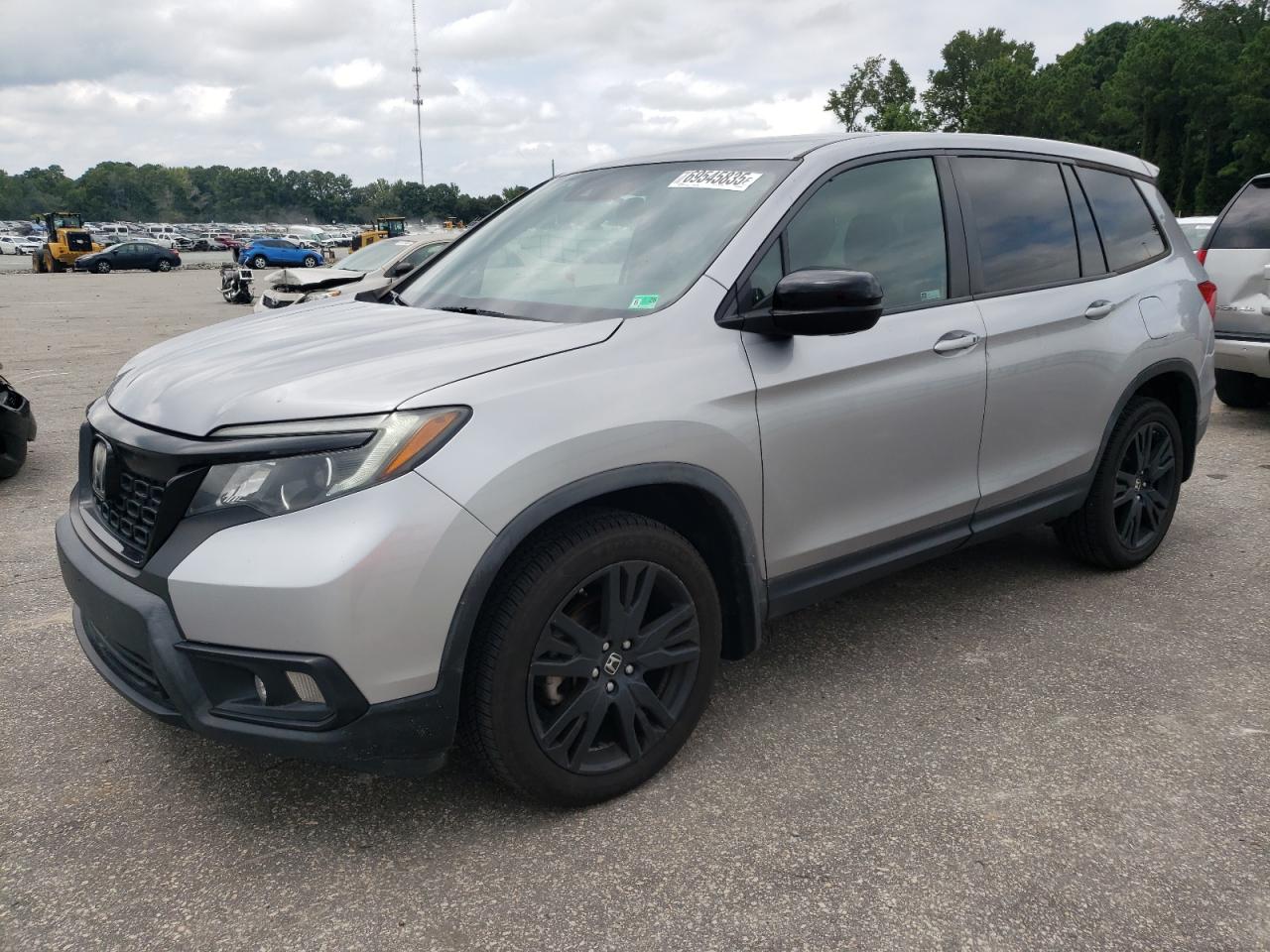 Honda Passport sport